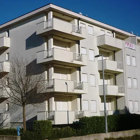 Apartament Sv Toma *